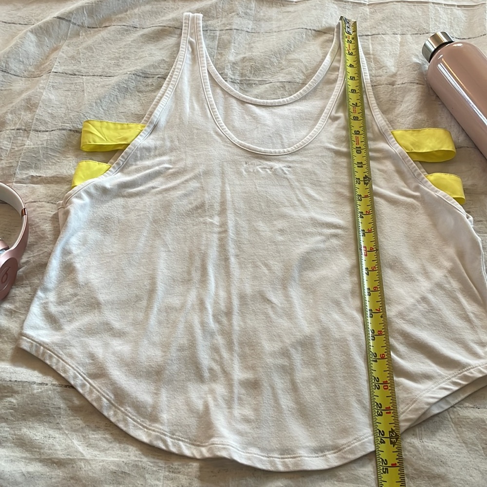 Under Armour Workout Tank Top - Picture 6 of 8